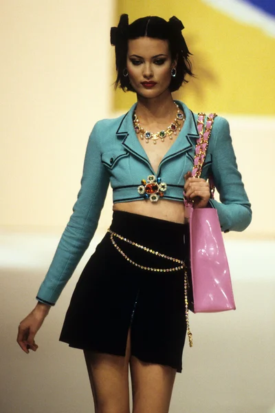 Look 12